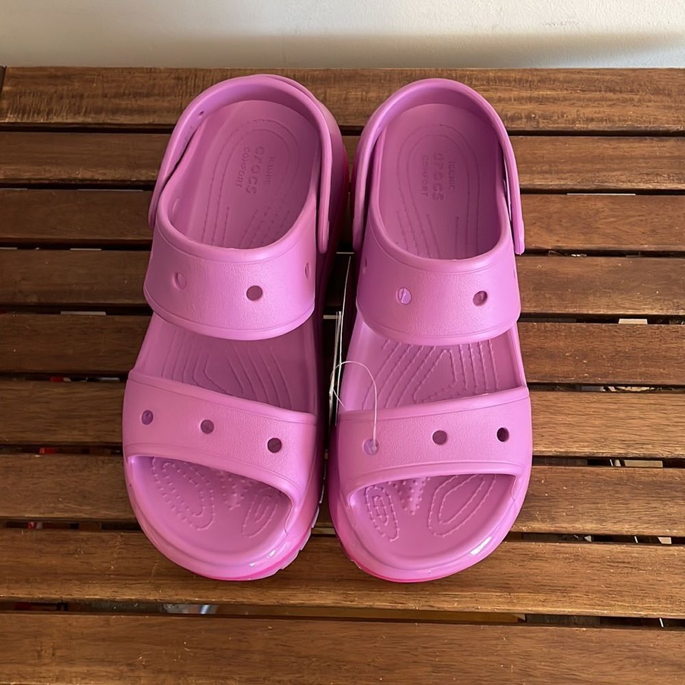 NWT Crocs Classic Mega Crush Platform Sandals Bubble Women Size 10 Men Size 8 - Picture 2 of 8